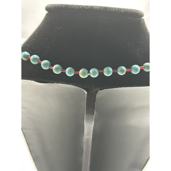 turquoise pendant and bead necklace - Picture 4 of 4